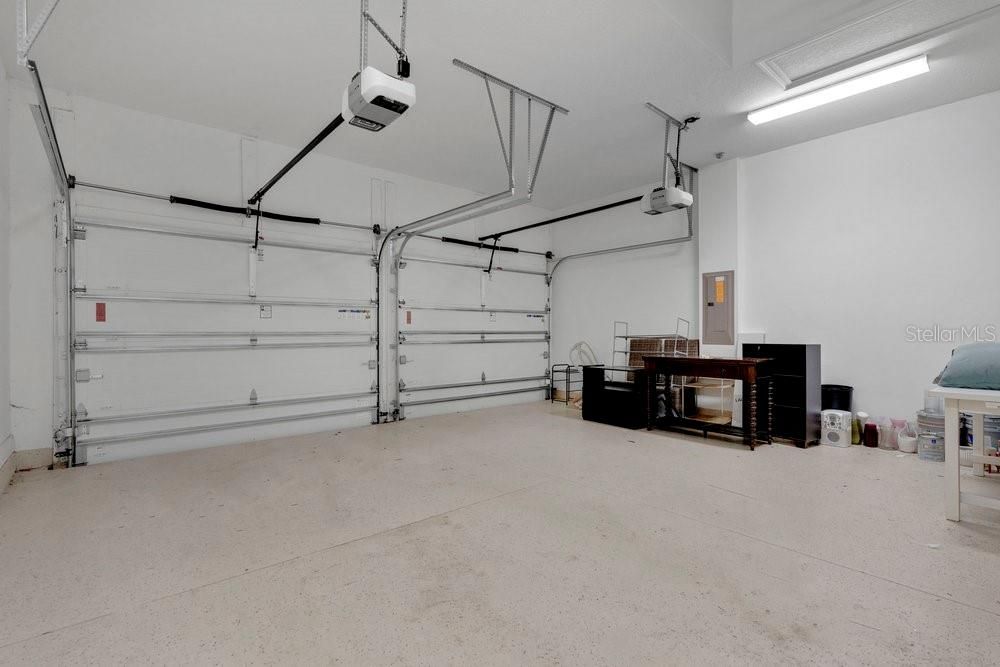 For Sale: $739,000 (3 beds, 2 baths, 2092 Square Feet)