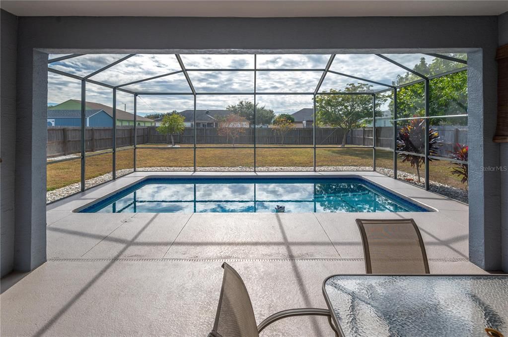 На продажу: $339,000 (4 спален, 2 ванн, 2038 Квадратных фут)