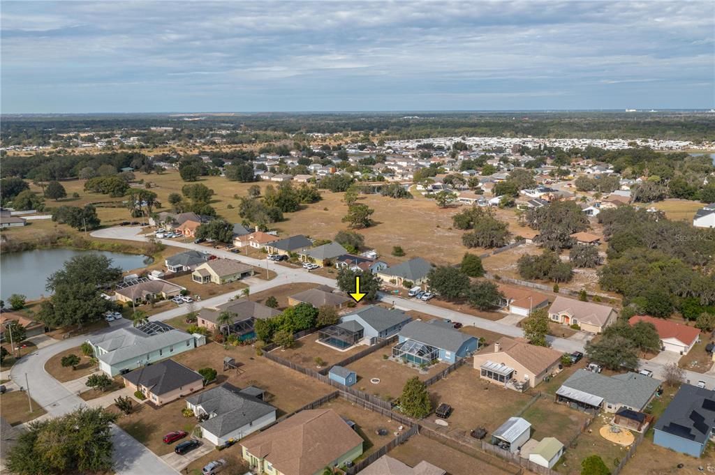 На продажу: $339,000 (4 спален, 2 ванн, 2038 Квадратных фут)