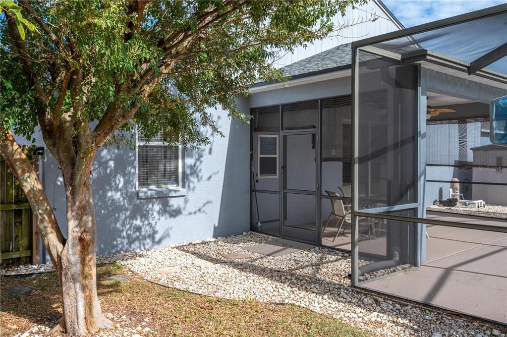 На продажу: $339,000 (4 спален, 2 ванн, 2038 Квадратных фут)