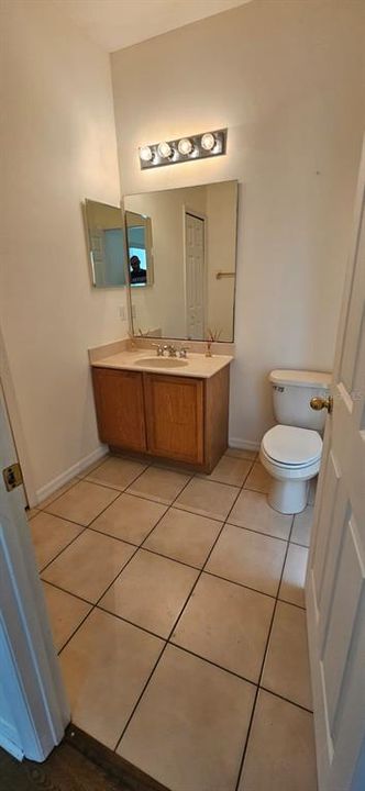 For Rent: $2,400 (3 beds, 2 baths, 2533 Square Feet)
