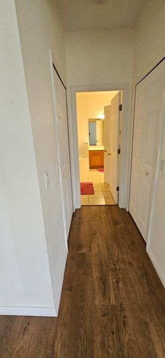 For Rent: $2,400 (3 beds, 2 baths, 2533 Square Feet)