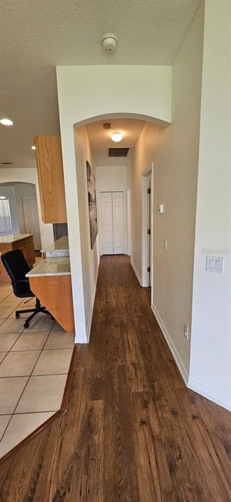 For Rent: $2,400 (3 beds, 2 baths, 2533 Square Feet)