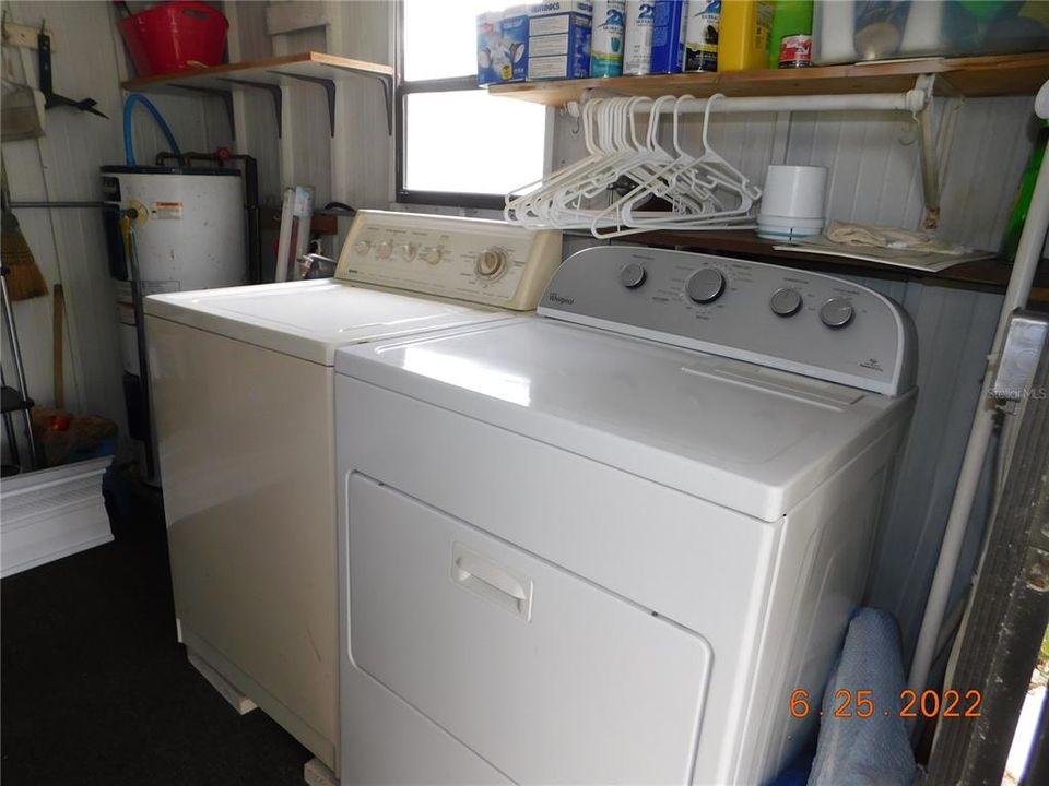 В аренду: $1,300 (2 спален, 1 ванн, 672 Квадратных фут)