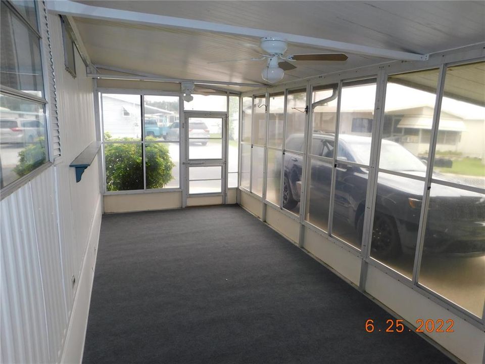 В аренду: $1,300 (2 спален, 1 ванн, 672 Квадратных фут)