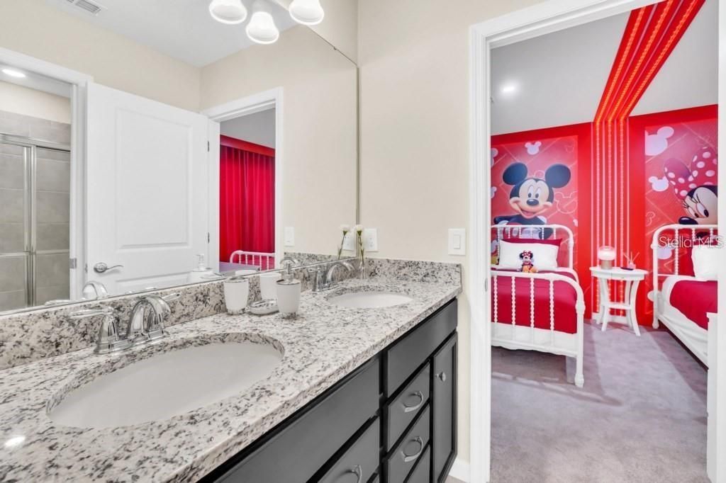 En Venta: $890,000 (10 camas, 8 baños, 4399 Pies cuadrados)