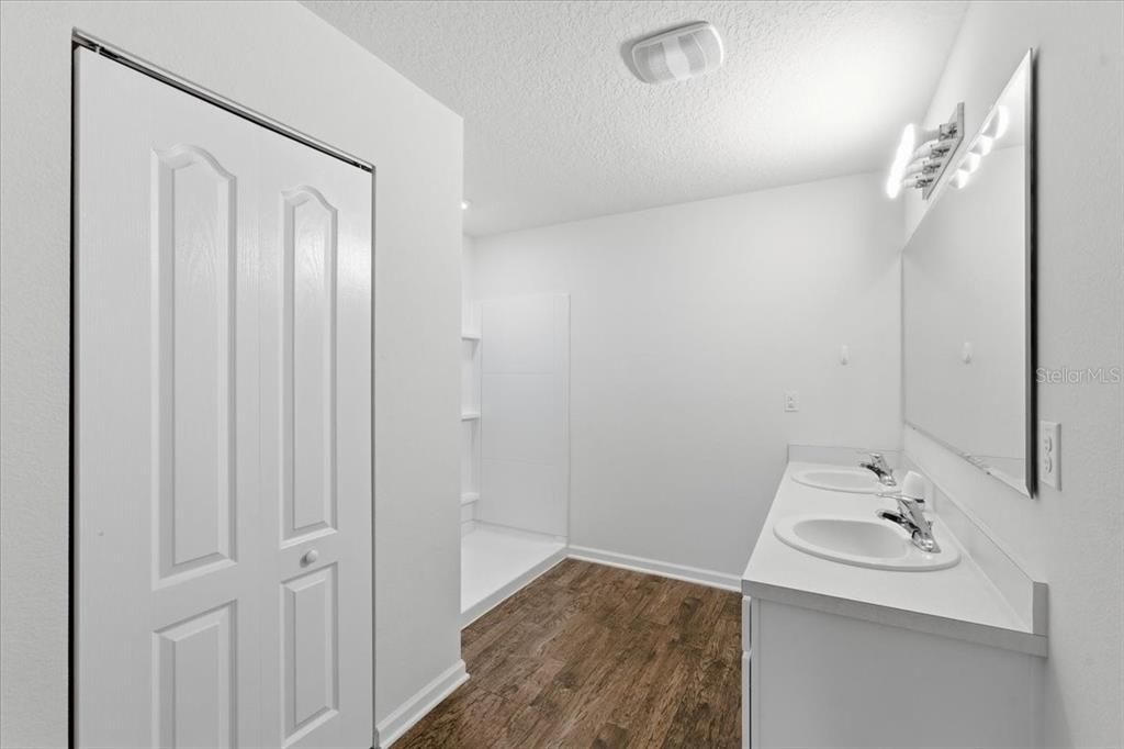 待售: $274,900 (3 贝兹, 2 浴室, 1714 平方英尺)