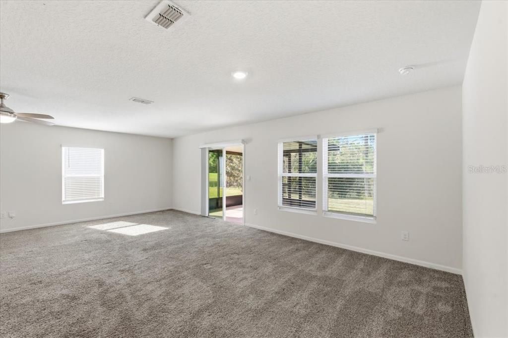 待售: $274,900 (3 贝兹, 2 浴室, 1714 平方英尺)