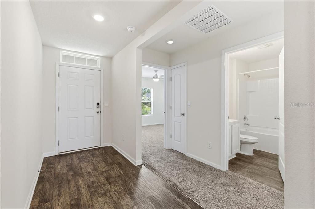 待售: $274,900 (3 贝兹, 2 浴室, 1714 平方英尺)