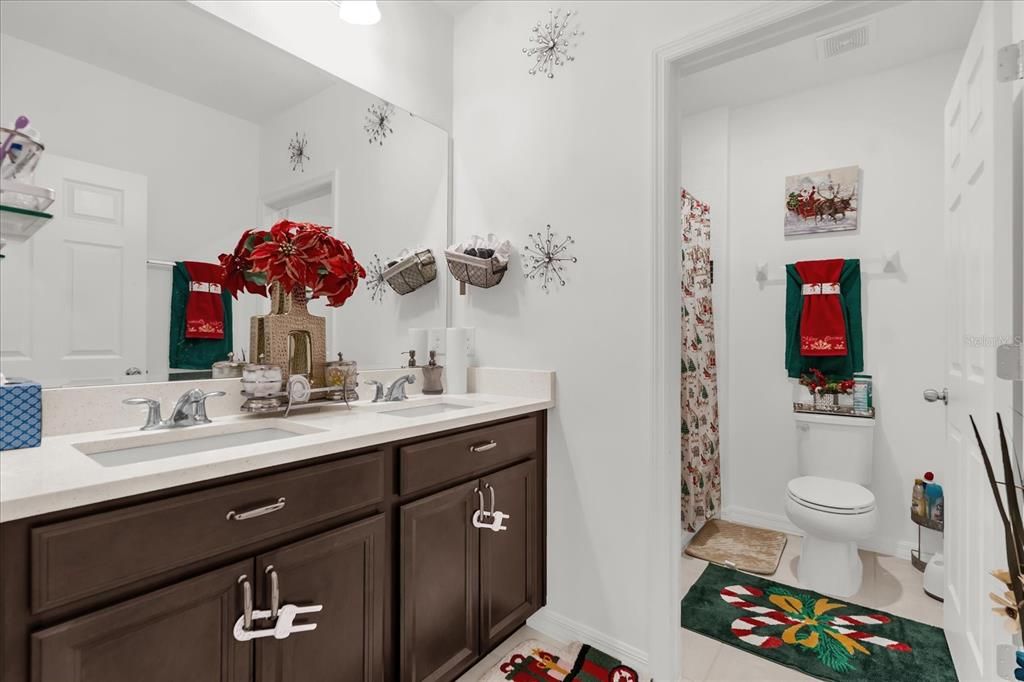 For Sale: $335,000 (4 beds, 2 baths, 1820 Square Feet)