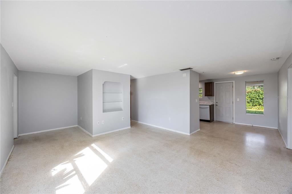 待售: $289,000 (2 贝兹, 2 浴室, 1000 平方英尺)