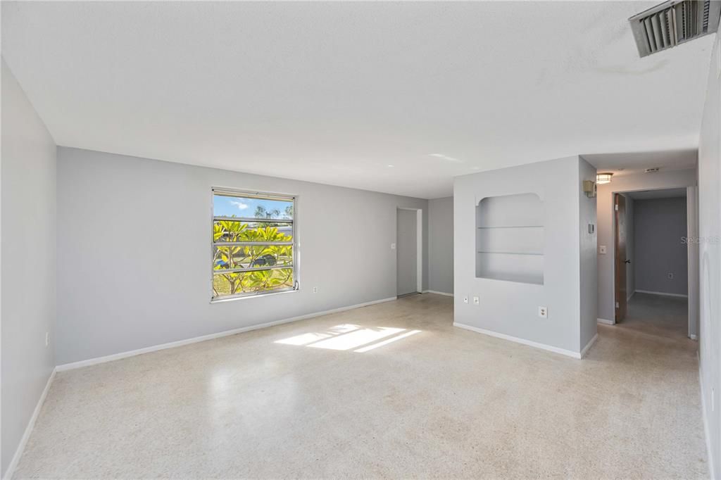 待售: $289,000 (2 贝兹, 2 浴室, 1000 平方英尺)