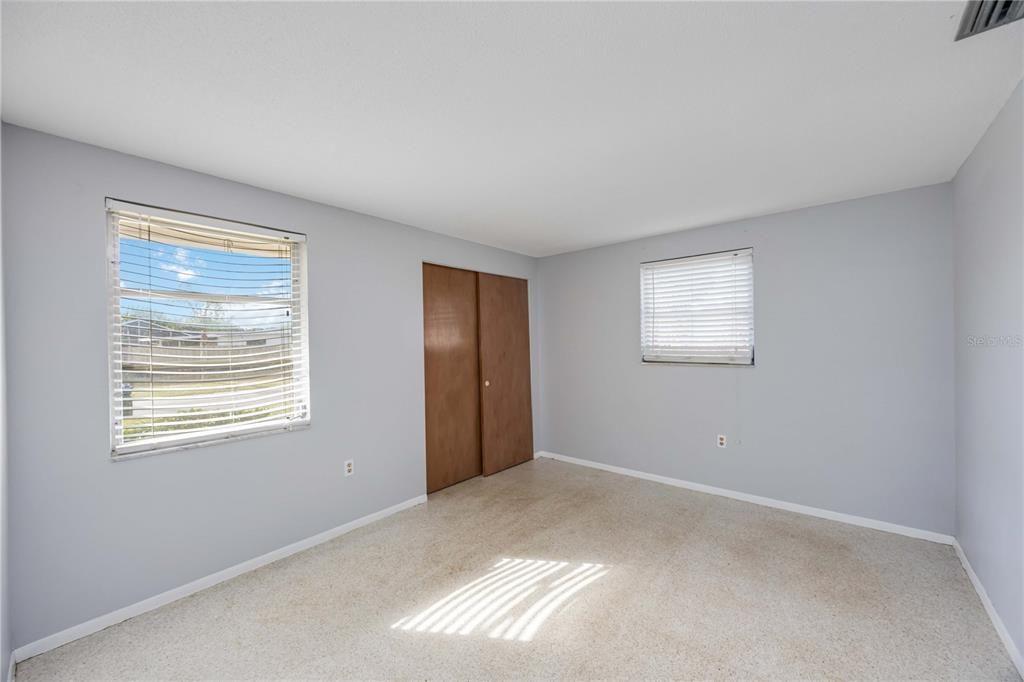 待售: $289,000 (2 贝兹, 2 浴室, 1000 平方英尺)