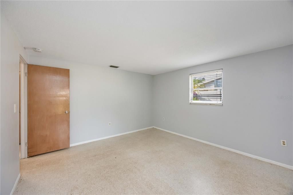 待售: $289,000 (2 贝兹, 2 浴室, 1000 平方英尺)