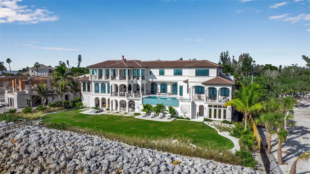 На продажу: $26,000,000 (5 спален, 5 ванн, 10600 Квадратных фут)