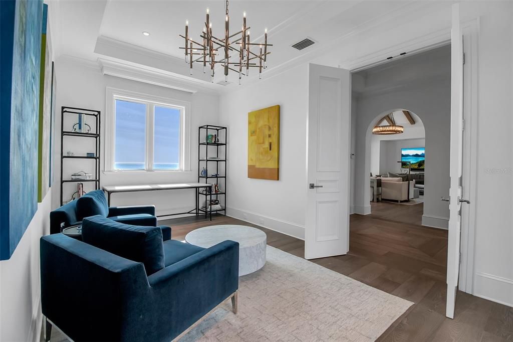 На продажу: $26,000,000 (5 спален, 5 ванн, 10600 Квадратных фут)