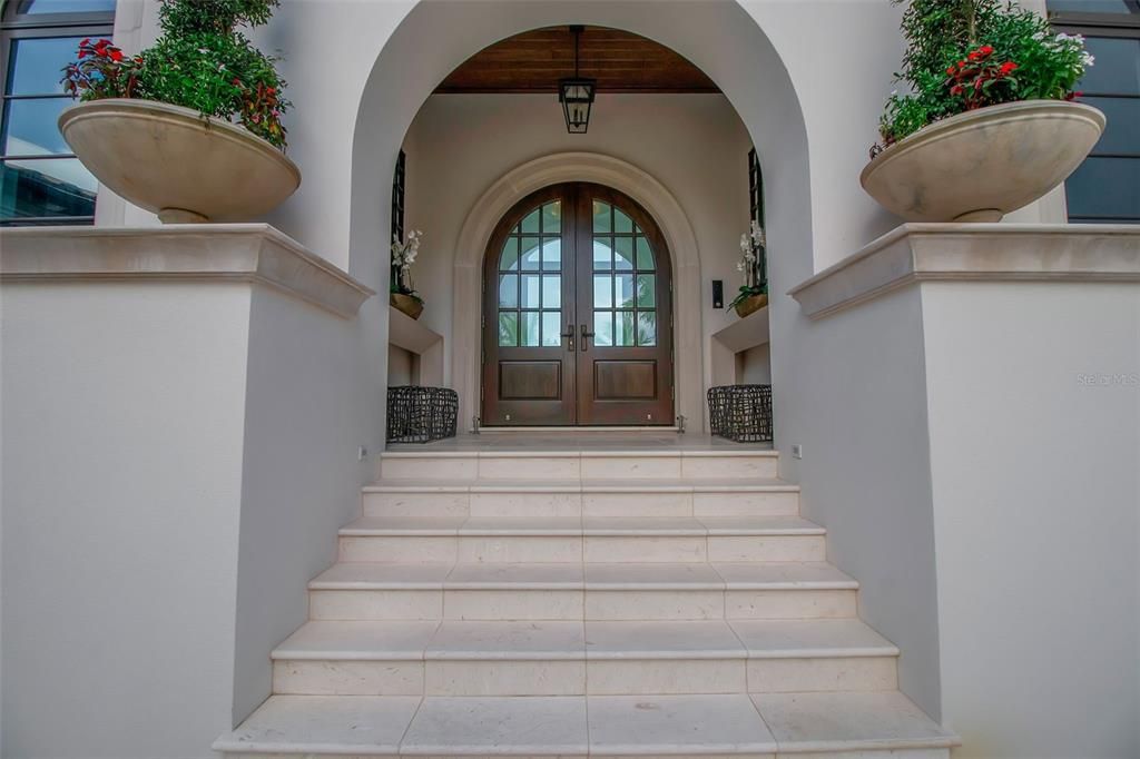 На продажу: $26,000,000 (5 спален, 5 ванн, 10600 Квадратных фут)