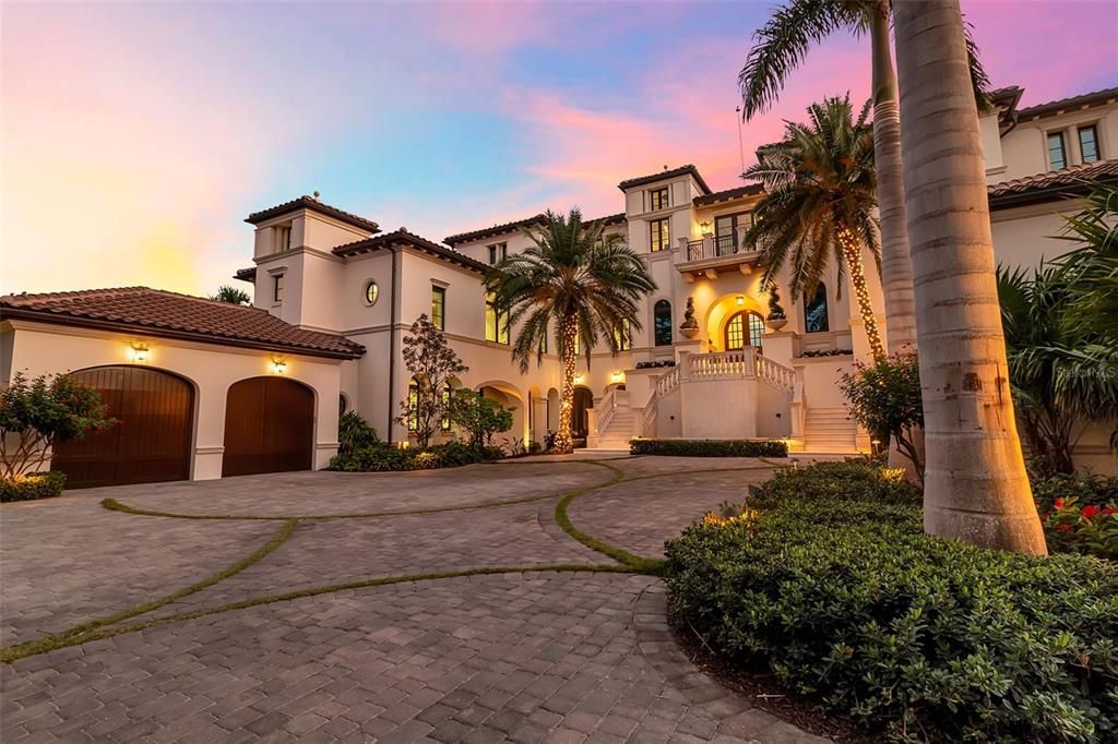 На продажу: $26,000,000 (5 спален, 5 ванн, 10600 Квадратных фут)