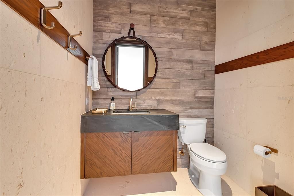 На продажу: $26,000,000 (5 спален, 5 ванн, 10600 Квадратных фут)