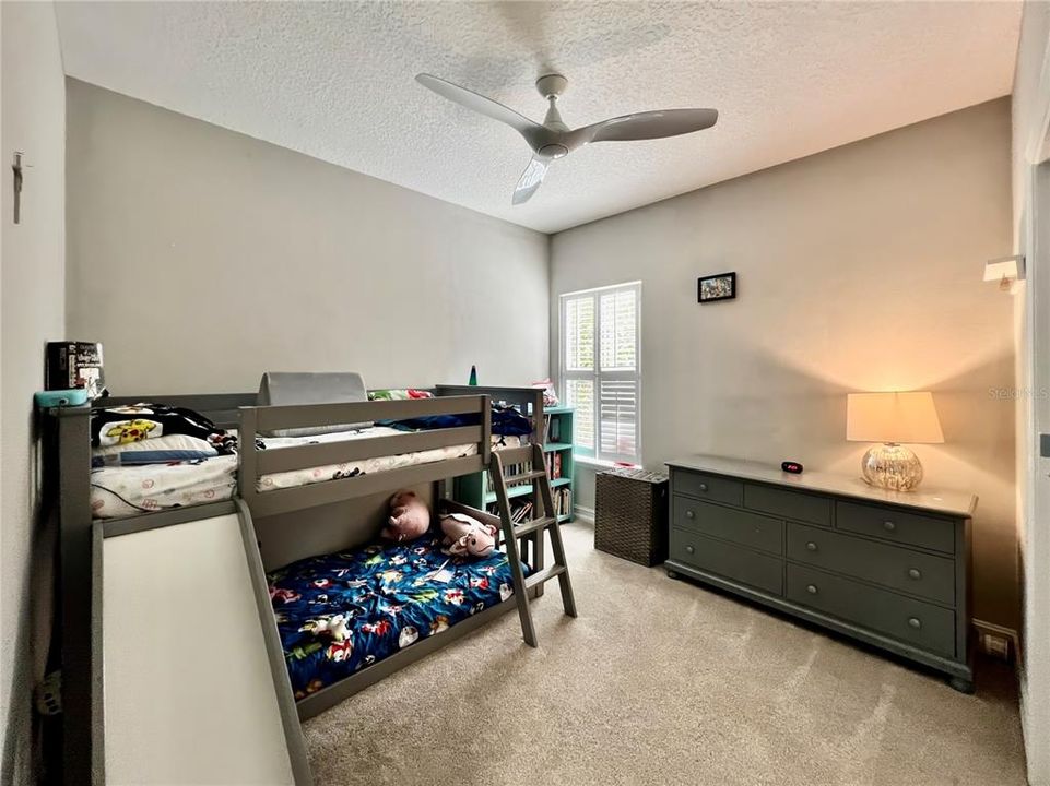 En Venta: $979,000 (5 camas, 3 baños, 2196 Pies cuadrados)