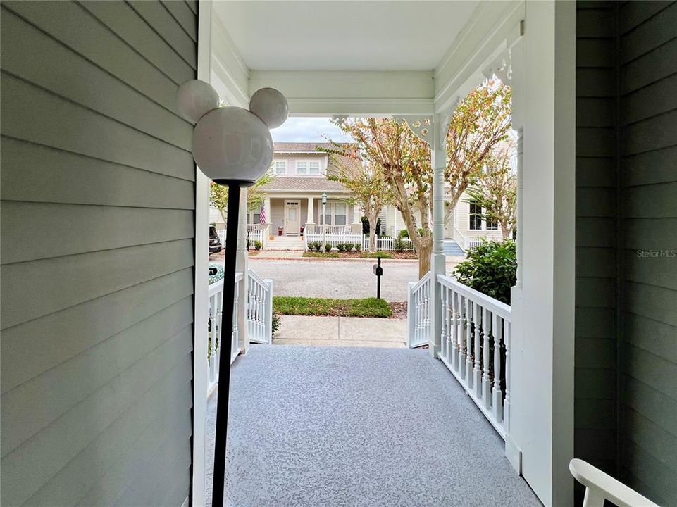 En Venta: $979,000 (5 camas, 3 baños, 2196 Pies cuadrados)