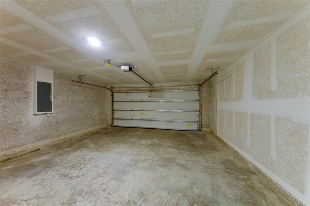 出租: $1,665 (4 贝兹, 2 浴室, 1449 平方英尺)