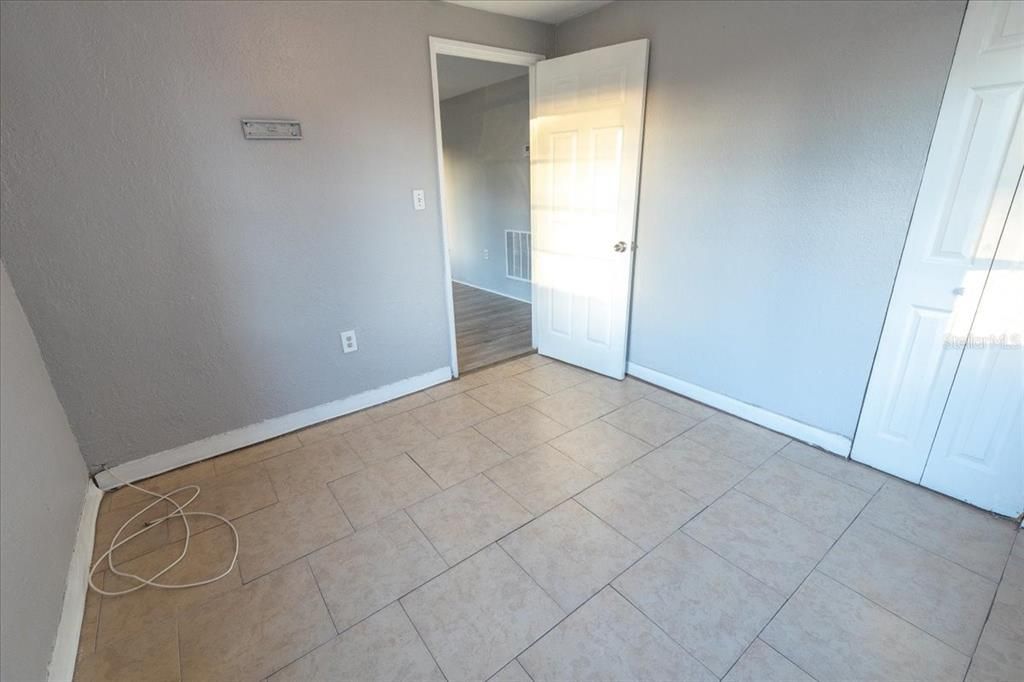 For Sale: $314,990 (3 beds, 1 baths, 816 Square Feet)