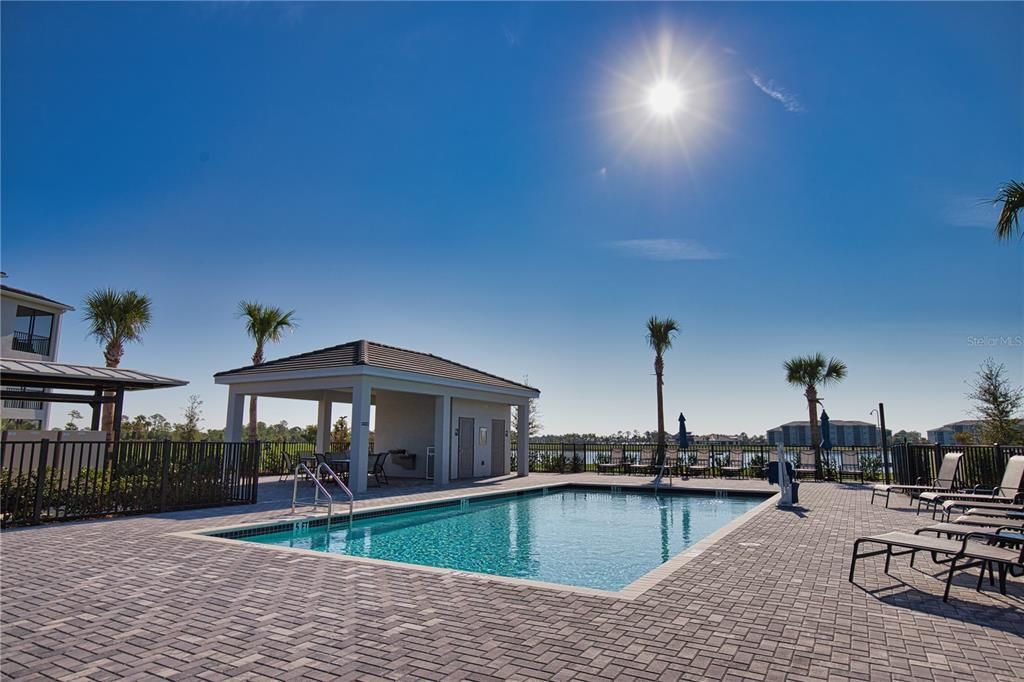 For Rent: $5,200 (3 beds, 2 baths, 1313 Square Feet)