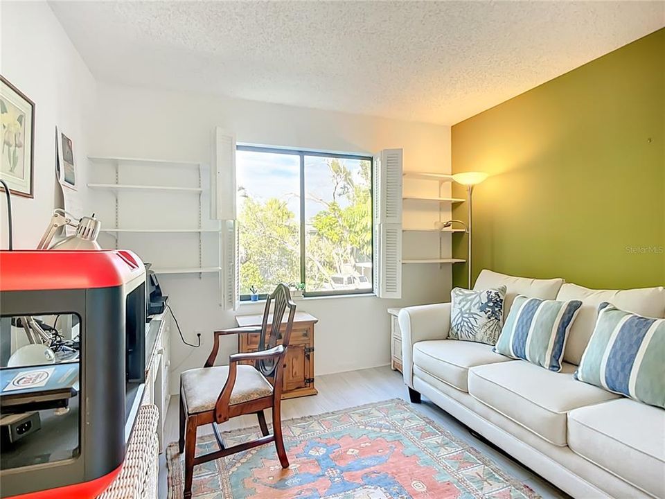 For Sale: $525,800 (2 beds, 2 baths, 1216 Square Feet)