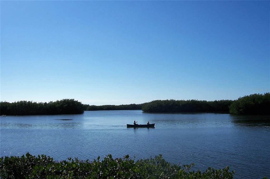 For Sale: $525,800 (2 beds, 2 baths, 1216 Square Feet)