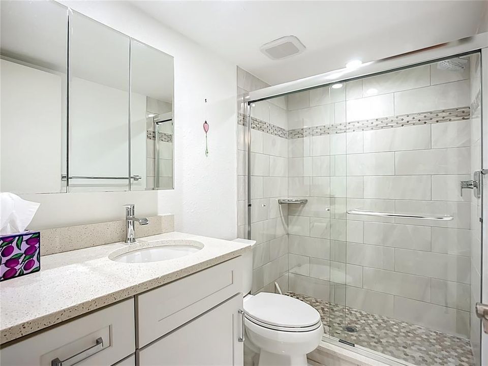 For Sale: $525,800 (2 beds, 2 baths, 1216 Square Feet)