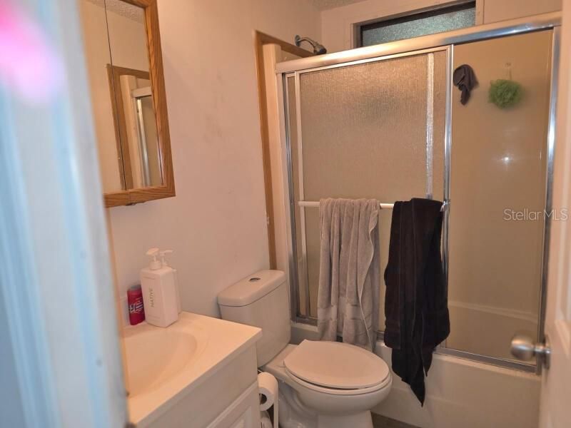 For Sale: $274,900 (4 beds, 2 baths, 1680 Square Feet)