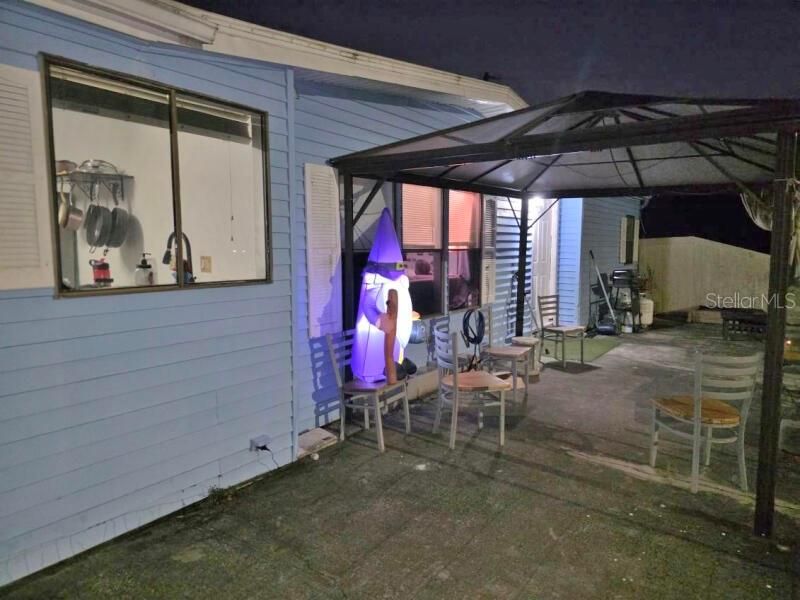 For Sale: $274,900 (4 beds, 2 baths, 1680 Square Feet)