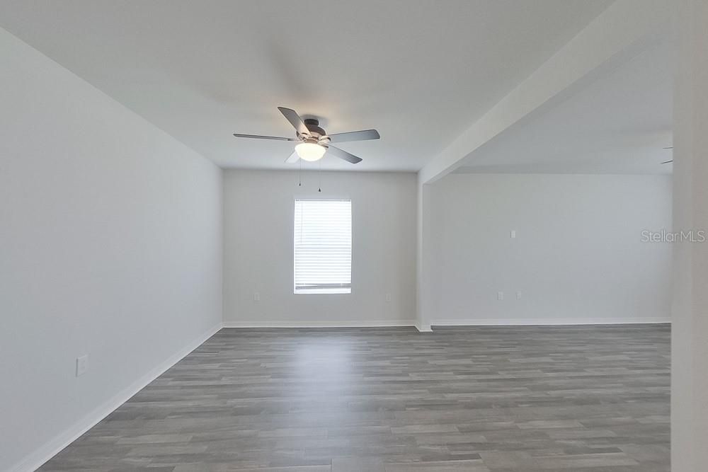 出租: $1,895 (4 贝兹, 2 浴室, 1650 平方英尺)