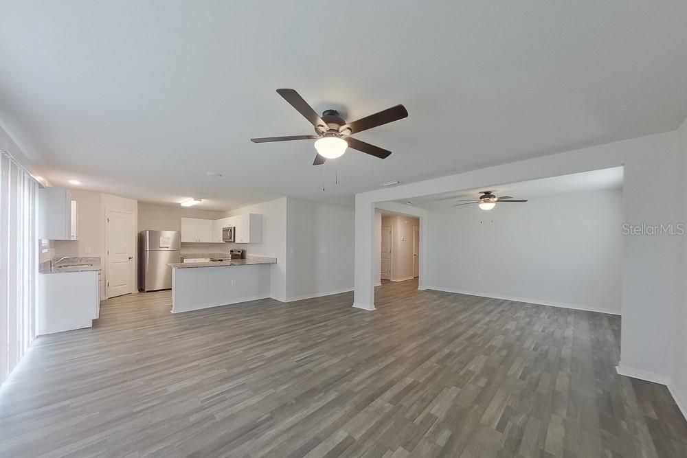 出租: $1,895 (4 贝兹, 2 浴室, 1650 平方英尺)