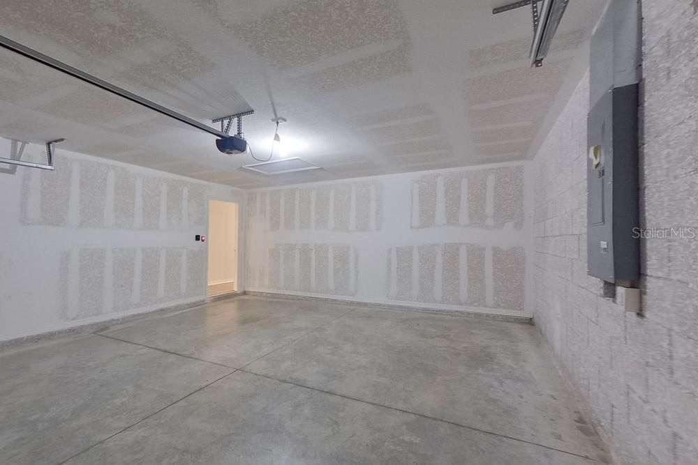 出租: $1,895 (4 贝兹, 2 浴室, 1650 平方英尺)