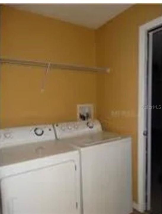 На продажу: $325,000 (4 спален, 2 ванн, 1925 Квадратных фут)