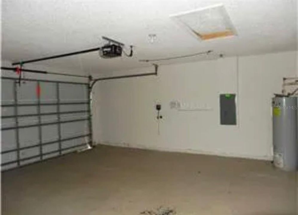 На продажу: $325,000 (4 спален, 2 ванн, 1925 Квадратных фут)