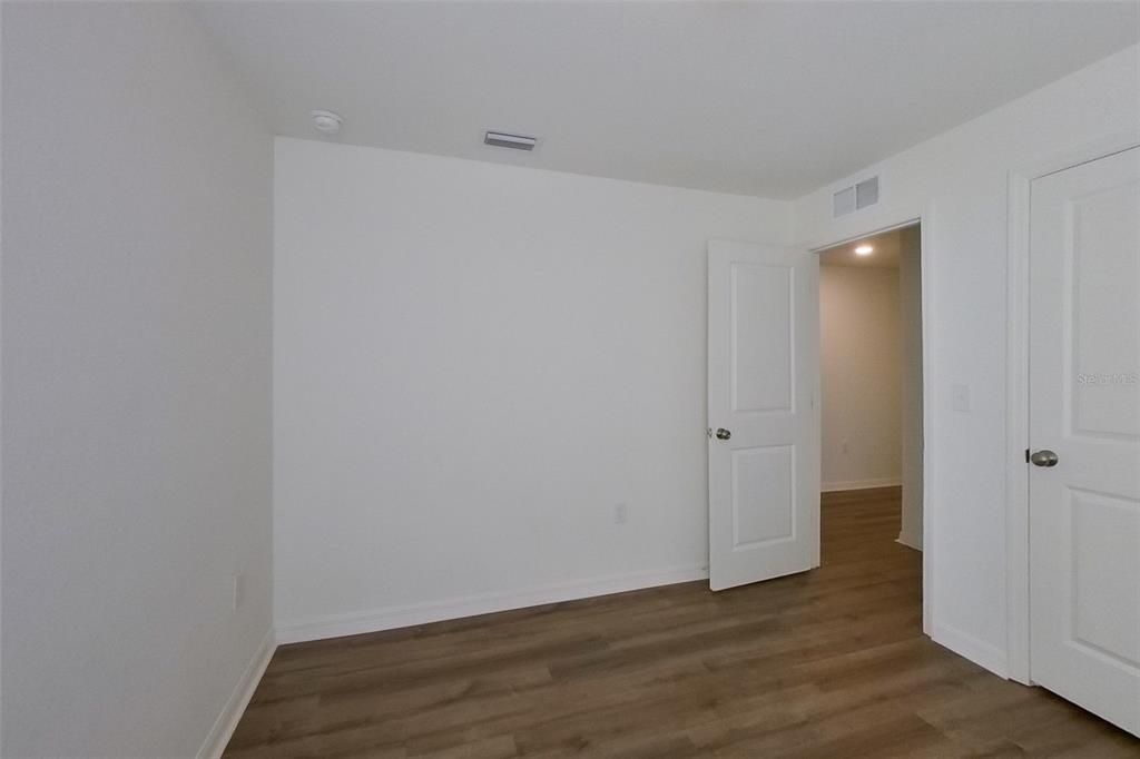 В аренду: $1,665 (4 спален, 2 ванн, 1449 Квадратных фут)