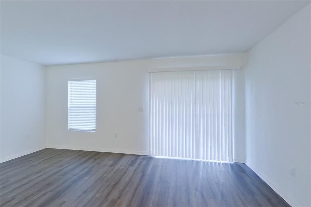 В аренду: $1,665 (4 спален, 2 ванн, 1449 Квадратных фут)