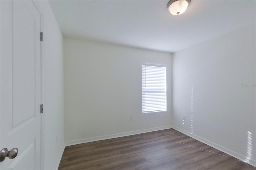 В аренду: $1,665 (4 спален, 2 ванн, 1449 Квадратных фут)