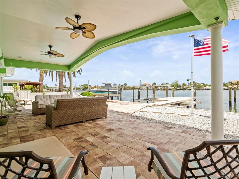 待售: $1,099,999 (3 贝兹, 2 浴室, 1428 平方英尺)