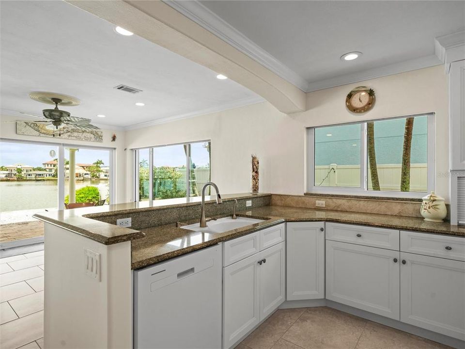 待售: $1,099,999 (3 贝兹, 2 浴室, 1428 平方英尺)