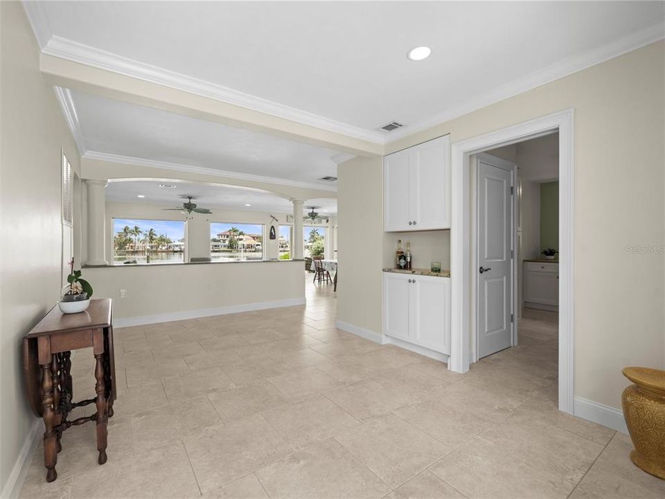 待售: $1,099,999 (3 贝兹, 2 浴室, 1428 平方英尺)