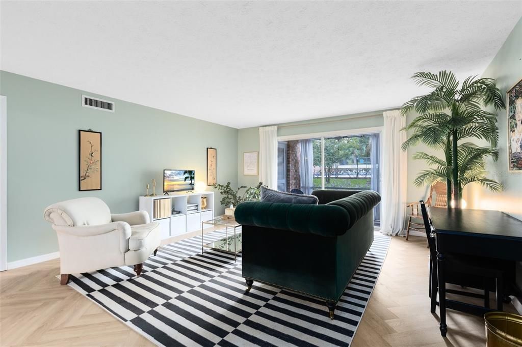 For Sale: $250,000 (2 beds, 2 baths, 1400 Square Feet)