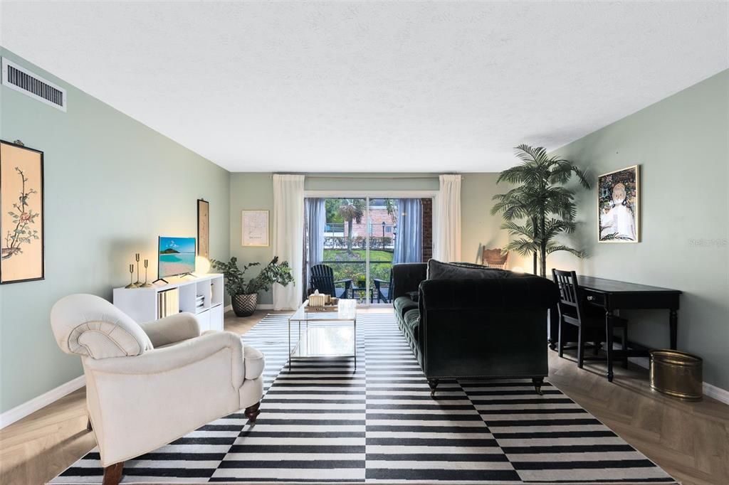 For Sale: $250,000 (2 beds, 2 baths, 1400 Square Feet)