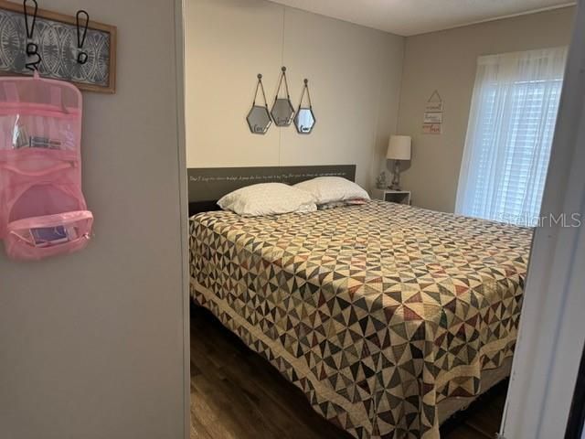 待售: $165,000 (3 贝兹, 2 浴室, 1080 平方英尺)