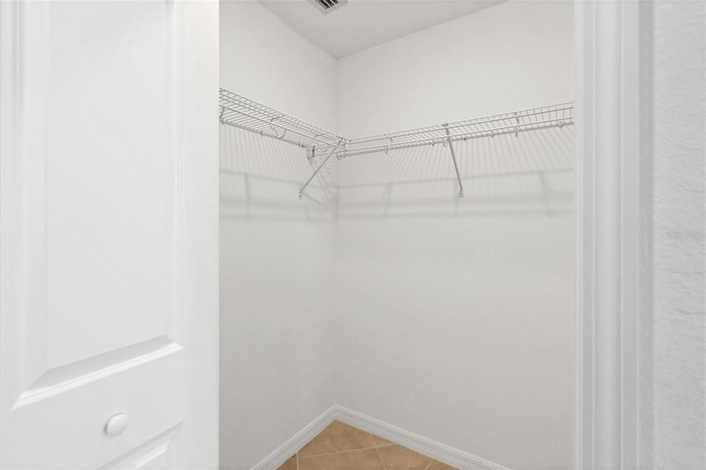 For Rent: $2,295 (2 beds, 2 baths, 1120 Square Feet)