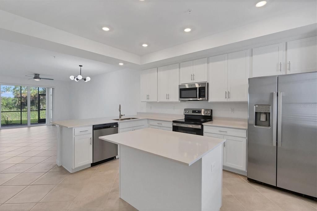 For Rent: $2,295 (2 beds, 2 baths, 1120 Square Feet)