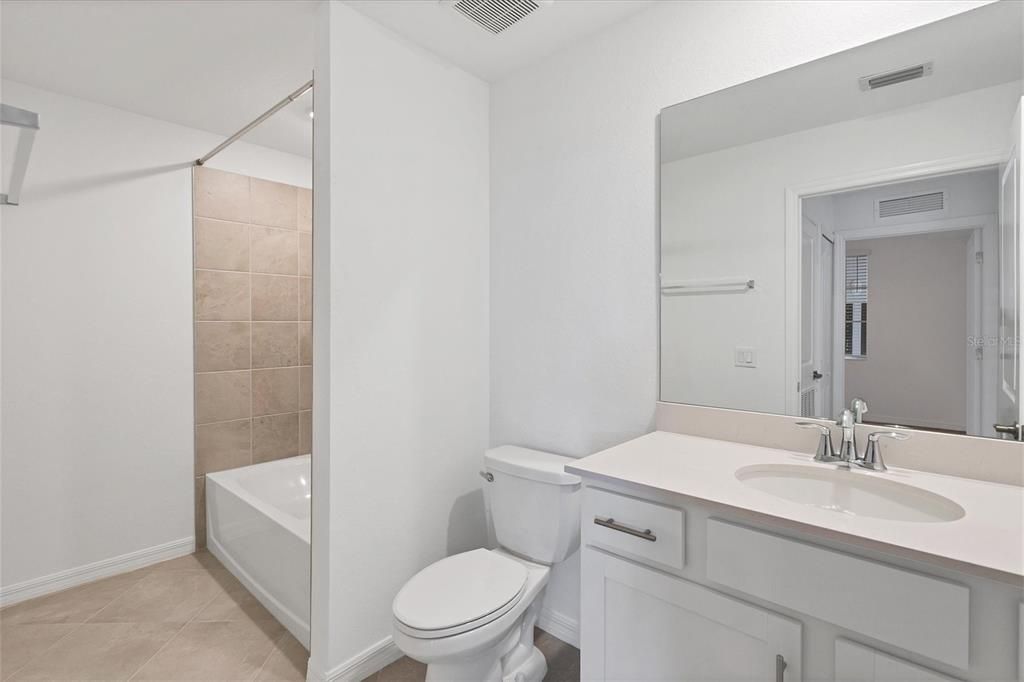 For Rent: $2,295 (2 beds, 2 baths, 1120 Square Feet)